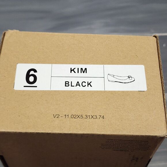 Journee Collection Kim‎ Ballet Flats Black Faux Patent Leather Size 6 - Picture 13 of 13